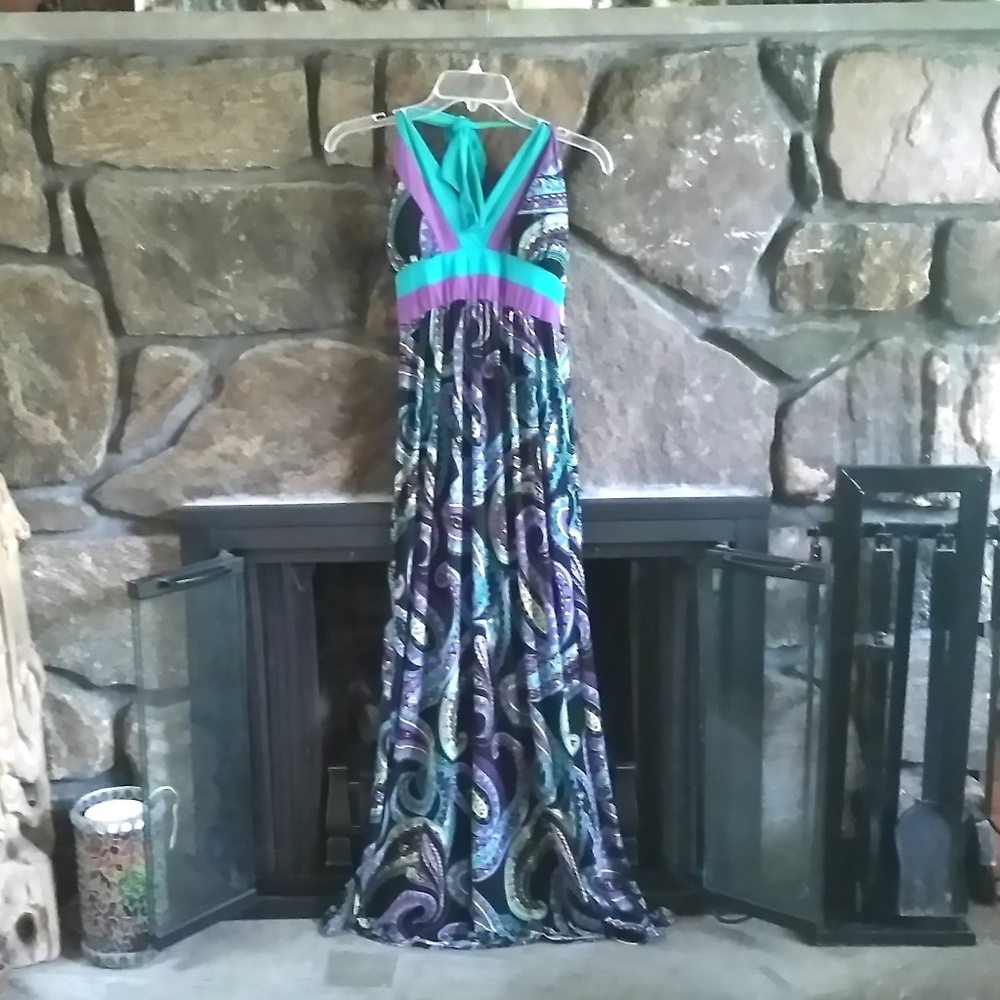 Candies paisley halter maxi dress medium - Picture 2 of 5